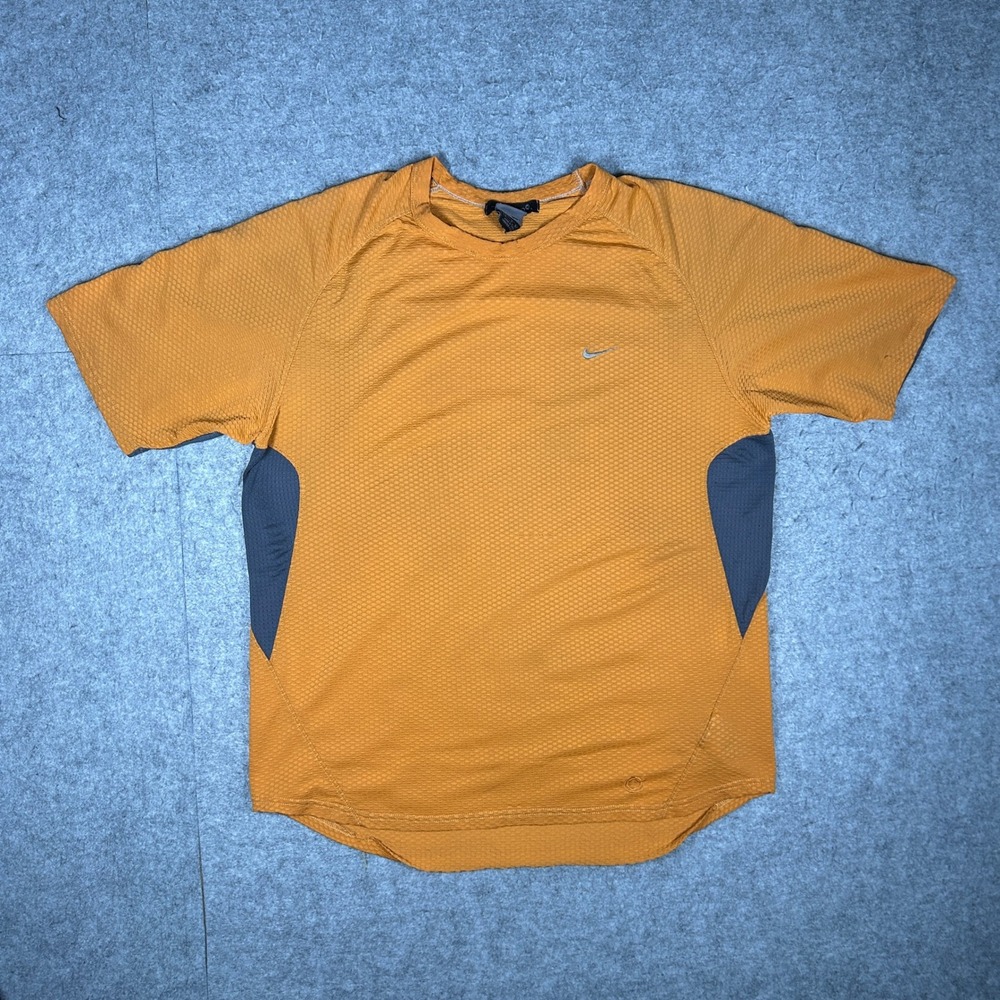 Nike T Shirt Mens Medium Orange Nike Sphere Dry Running Training Y2K Gym Top